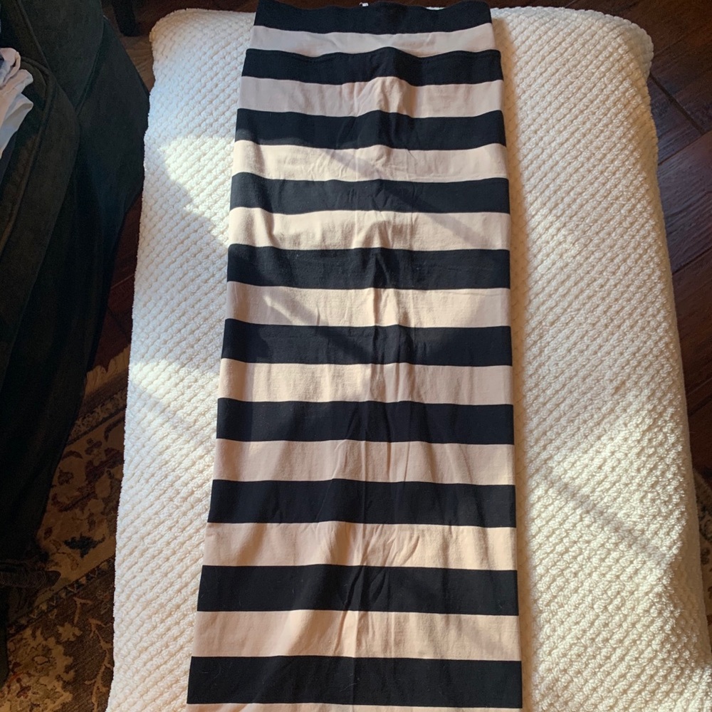 Dress/skirt
